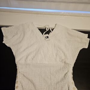 Buckle White Textured Blouse